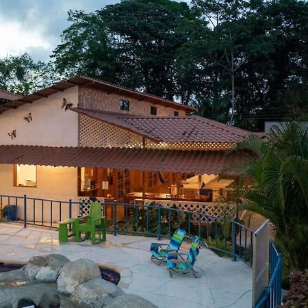 Poolside Beach House At Pangea Lodge Manzanillo (Limon) Exterior foto