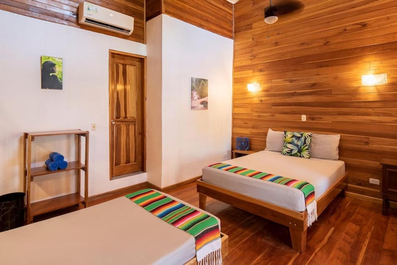Poolside Beach House At Pangea Lodge Manzanillo (Limon) Exterior foto