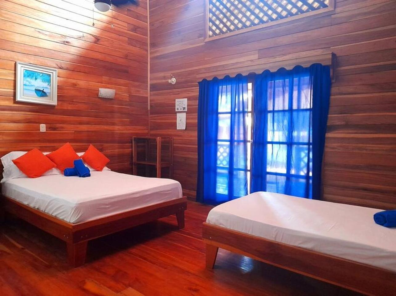 Poolside Beach House At Pangea Lodge Manzanillo (Limon) Exterior foto